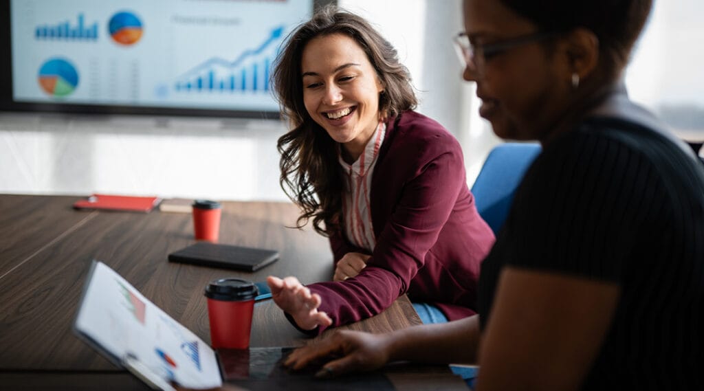 How Staffing Companies Fund Weekly Payroll with Net-30 Payment Terms